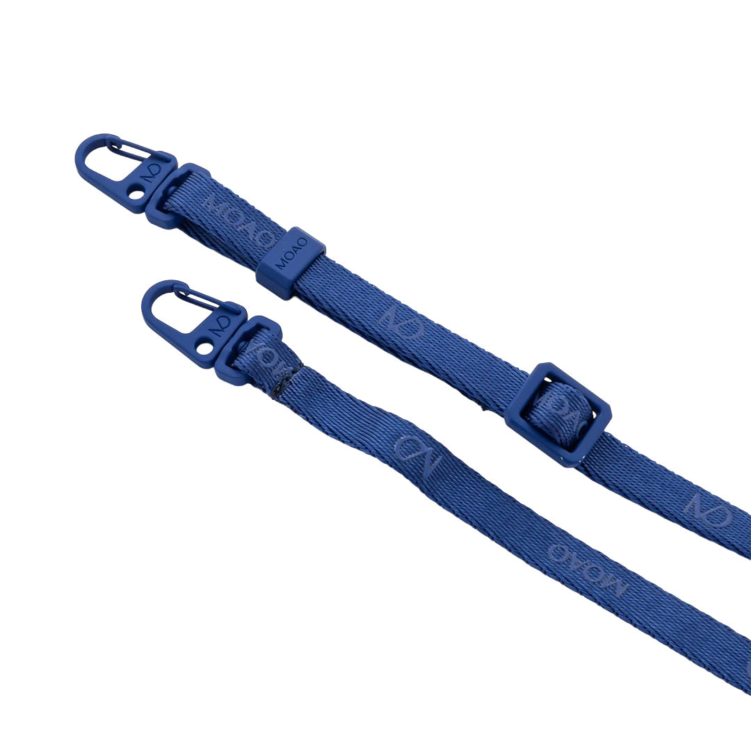 Set • CLEAR Handyhülle mit Band "SLIM" in TRUE BLUE